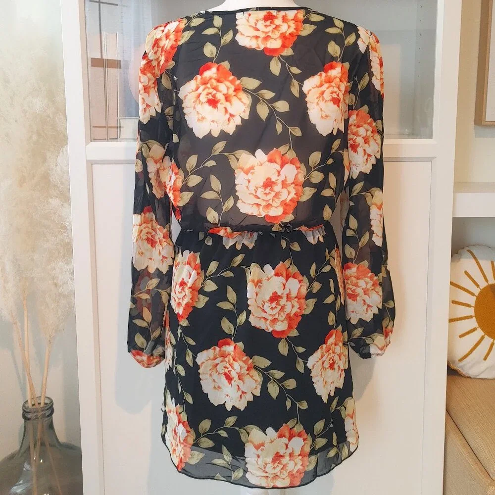 LIBERTY LOVE Black Floral Dress - Size Medium - Picture 5 of 5